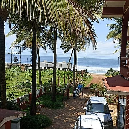 Leon Hide Out Guest House Vāsco Da Gāma Екстериор снимка